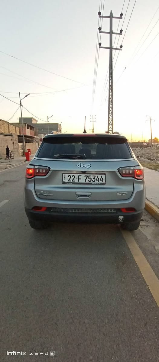 السلام عليكم جيب كومباس موديل 2019 وارد امريكي بيه بنيد وجاملغ بدون دواخل كير مكينه تبريد حداديه خير من الله شاشه كامره تحكم استيرن مواصفاته معروفه مكاني واسط عزيزيه السعر 114وبيه مجال ***********
