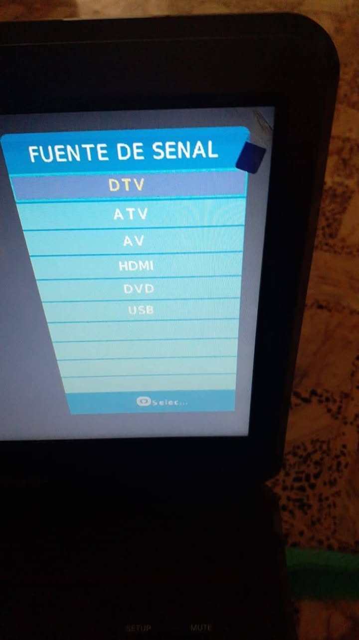 دفدي شحن حجم 15انج
منفذ hd
السعر 60الف 
يوجد توصيل


**إذا كنت صاحب هذا الإعلان وتريد حذفه لأي سبب، رجاءا أرسل رسالة إلى الدعم الفني**