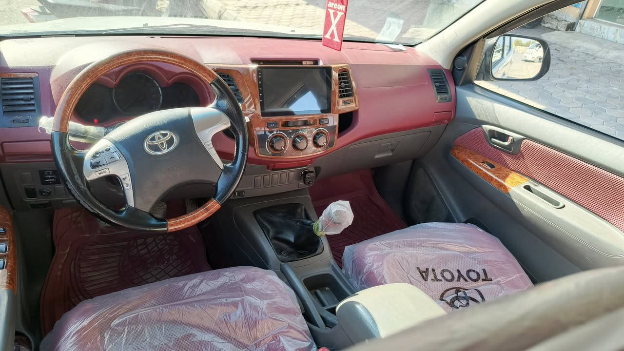 هايلوكس موديل 2014 كير عادي 
مكفوله كفاله عامه ماعدى بارد بسيط 
رقم واسط 
تحويل مباشر مكينه بلاد مامفتوح 
شاصي 19 
اتصل ***********
السعر 190 وبيهة مجال
