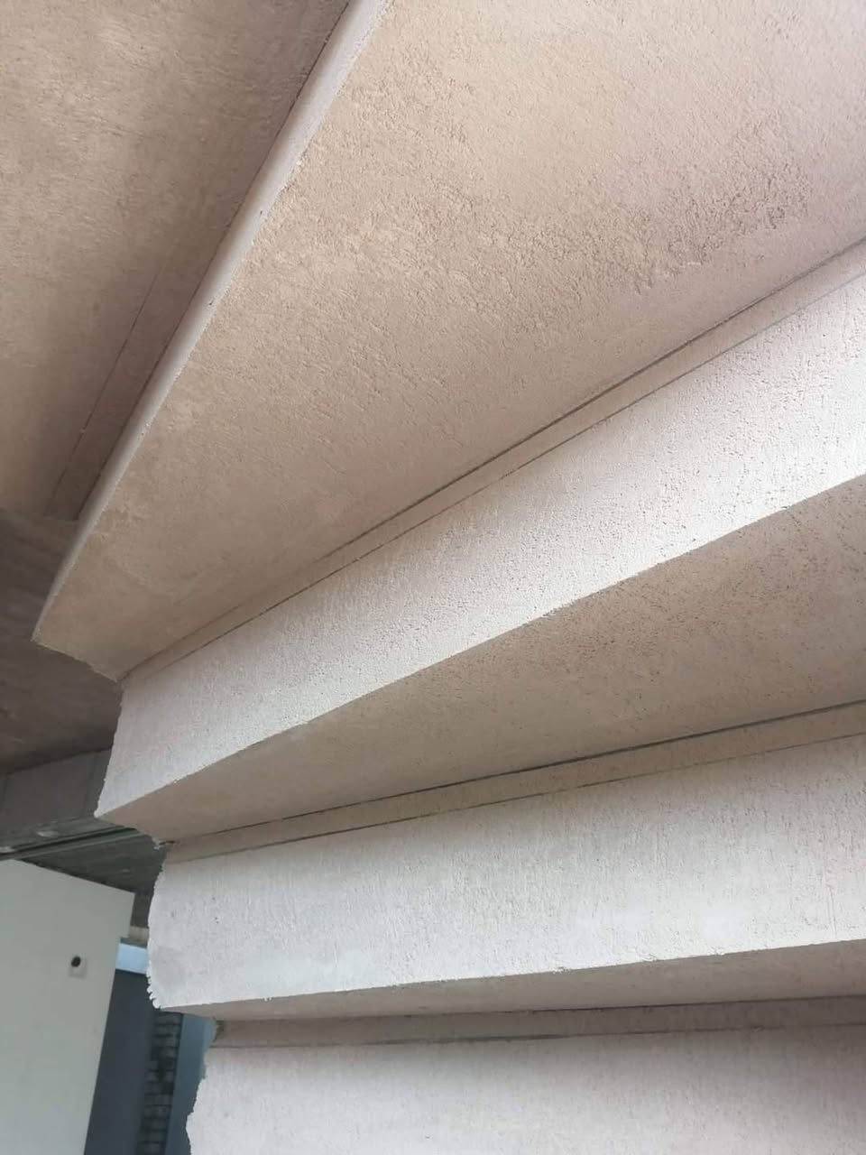 اني خلفه مال لبخ وجص وبورك ونثر شغلي كله درجه اوله شرط بشراف المهندس ستلام البيت  رقمي *********** وتساب وتصال وسعار مناسبه
