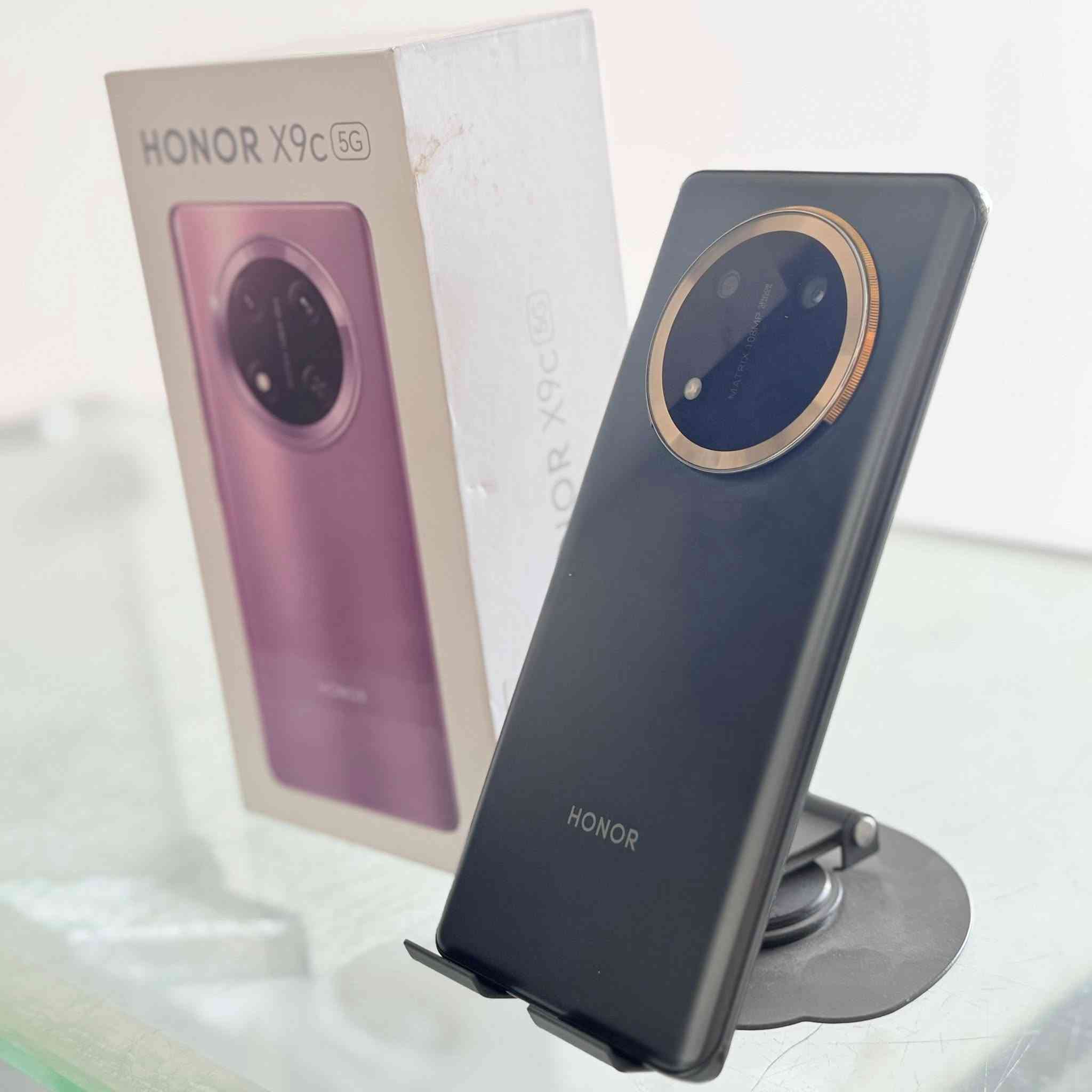 سلام عليكم هونر x9c G5 ذاكرة 256 جيجابايت عشوائية 12 بطارية🔋 6000 الجهاز نضافة 95‎%‎ رقم هاتف *********** مكاني بغداد الحسينية توصيل 🚚 جميع المحافظات ايشي تردون كفرات لواسق صيانة قطع غيار كلشي موجود
