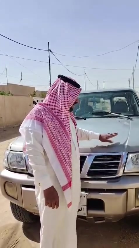 من رخصت مدير الكروب

وينه اليدور حار ومكسب فقط بشده 
 
سياره بترول 2002.  ياباني 

مكفوله      مكفوله.           مكفوله 
من كلشي 

كشر.  و كير و محرك واكسن 
فول مواصفات 
محرك 4500
بخاخات 
6سنندر 
وارد قطري 
رقم انكليزي اربيل بأسمي 
مصفره من الغرامه 
2031يله تسقط السنويه 
دفلك دفع رباعي 
تايرات جدد تخم 
***********
مكاني نجف حي النور
