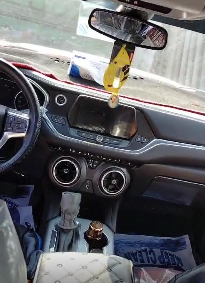 للبيع
بلايزر 2021 Lt2 
محرك 4 سلندر 2000 توربو - 9 كير
رقم اربيل  
ماشية 42mi 
حادث السيارة موضوح بالصور
تبديل الچاملغ الخلفي فقط 
والباب معمر 
مواصفات السيارة  
شاشه كبيره 
بصمه تشغيل وابواب
تدفئه كراسي وكرسي السايق كهرباء
جنطه كهرباء
اشاير مري
تحكمات ستيرن جهتين
انضمة قياده كاملة 
السيارة جديده واحلى وانظف من الصور 
جاهزه من كلشي  
السعر  175$ بيها مجال بسيط   
مكان السياره ميسان 
***********
