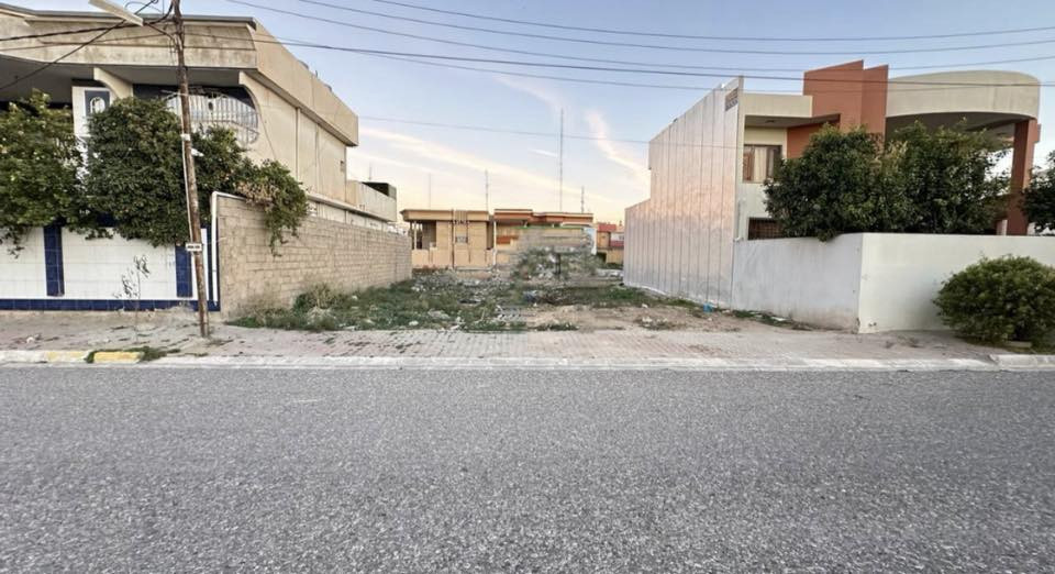 📣اعلان عقاري رقم(917)

#قطعة_أرض في #حي_دولار قرب روضة عصافير مقابل حديقة ‏بمكان مميز وجميل جدا 

💠#المساحة 150 متر

 💠#الواجهة 7.5 متر
____________________________
‏#instagram :  almalk_realestate
_____________________________
‏#facebook : الملك للعقارات والمقاولات 
______________________________

💠ليصلك السعر علق بــ (تم) ✔️

لاستفسار اكثر يرجى مراجعة #مكتب #الملك او الاتصال على الارقام التالية☎️
 
📞***********
📞***********

📍عنوان المكتب / شارع القدس مقابل اسماك حسن 
البغدادي

ونستقبل جميع العروض السكنية والتجارية بكافة مناطق كركوك 

#عقارات  #استثمارات  #كركوك  #مقاولاوت #تصاميم #الملك_للعقارات_والمقاولات
