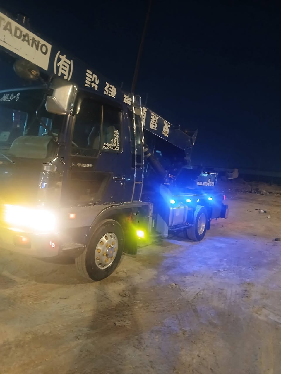 سلام عليكم كرين للبيع دخول جديد 2018 جاهز مكاني بصره ***********
