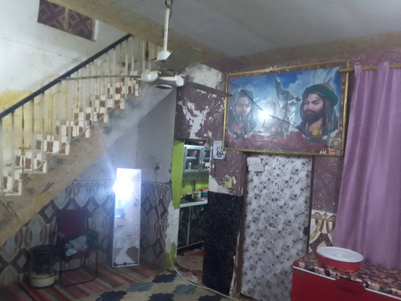 بيت طابو صرف مساحته 80 متر بضهر لمدرسه صفره مال مثنى قاسم لكلابي بنيانه طابوك وعكاده بي غرفه وصاله ومطبخ وغرفه فوك ولحوش جبير حتى ستقبال يصير بي سعر لبيت 27 قفل هاذه رقمي بي وتساب ***********
