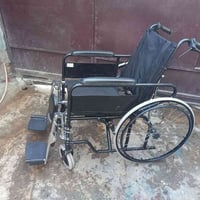عربة معوقين • شلل رباعي • نضيف