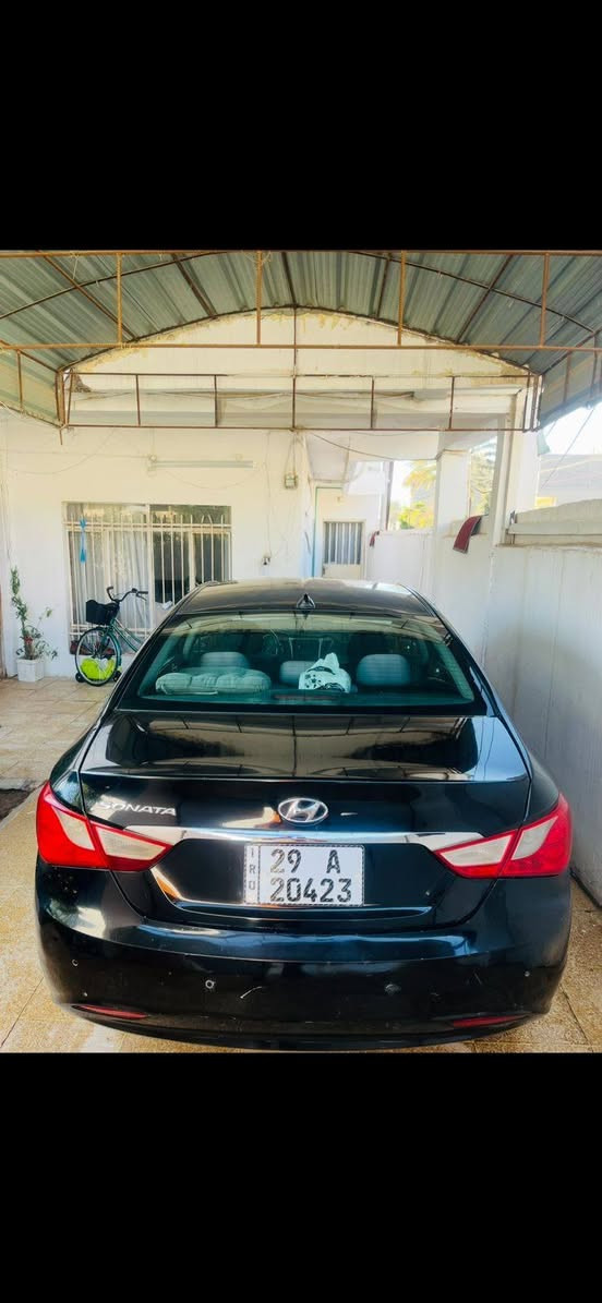 للبيع سوناتا ٢٠١٣ اسود ملكي رقم واسط جاهزه من كلشي السعر 100 ورقة $ وبيه مجال حك الجيه للاستفسار الاتصال على رقم صاحب السيارة ***********
