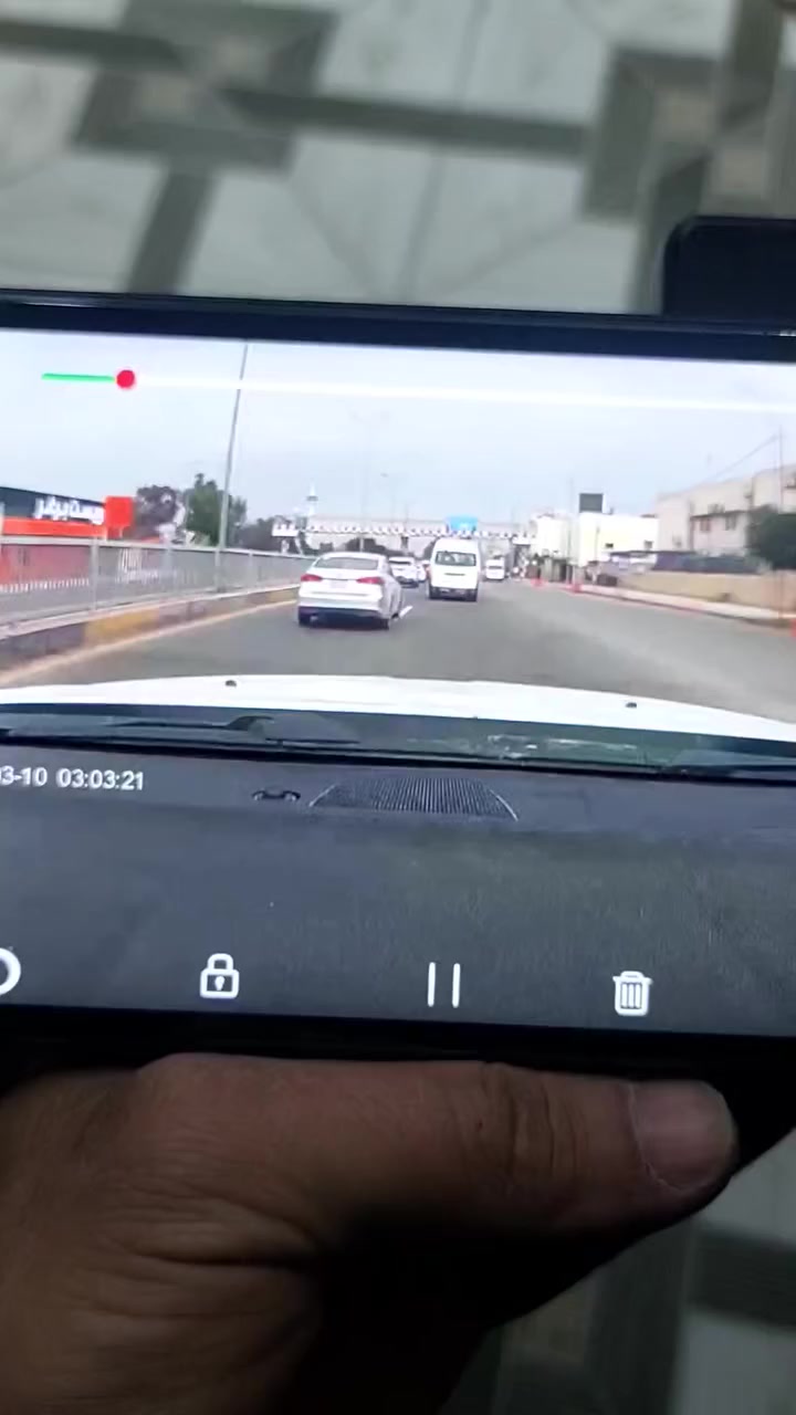 داش كام
مواصفاته
رام 64
كامره حساس امامي خلفي مع التنبيه مع اضهار البعد بين السياره
تنبيه ضهور الاشخاص والخطر امام السائق
كار بلي عرض الهاتف ع الشاشه
السعر 100 الف مجال بسيط
الدقه 4k حقيقيه
مع ملحقاته
كامره دواره


**إذا كنت صاحب هذا الإعلان وتريد حذفه لأي سبب، رجاءا أرسل رسالة إلى الدعم الفني**