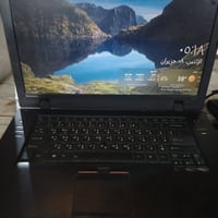 لابتوب لبيع نضيف كلش 200  مكاني بغداد حي العامل 07705092452