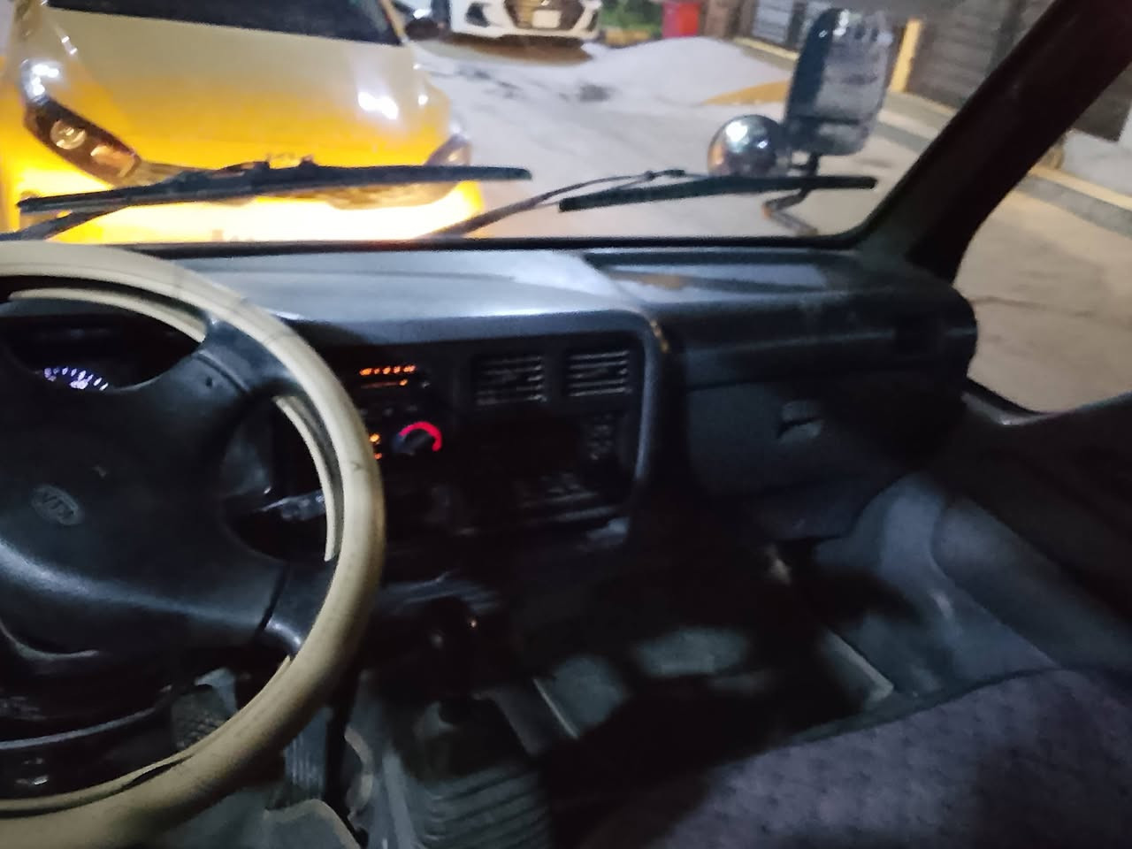السلام فونتيره موديل 99سنويتها تنتهي 31كير ومكينه وكهرباءيات مكفوله   ورقمها انكليزي  شرط التحويل السعر 63 العنوان بغداد عرب جبور العدل لاول للتواصلل ***********
