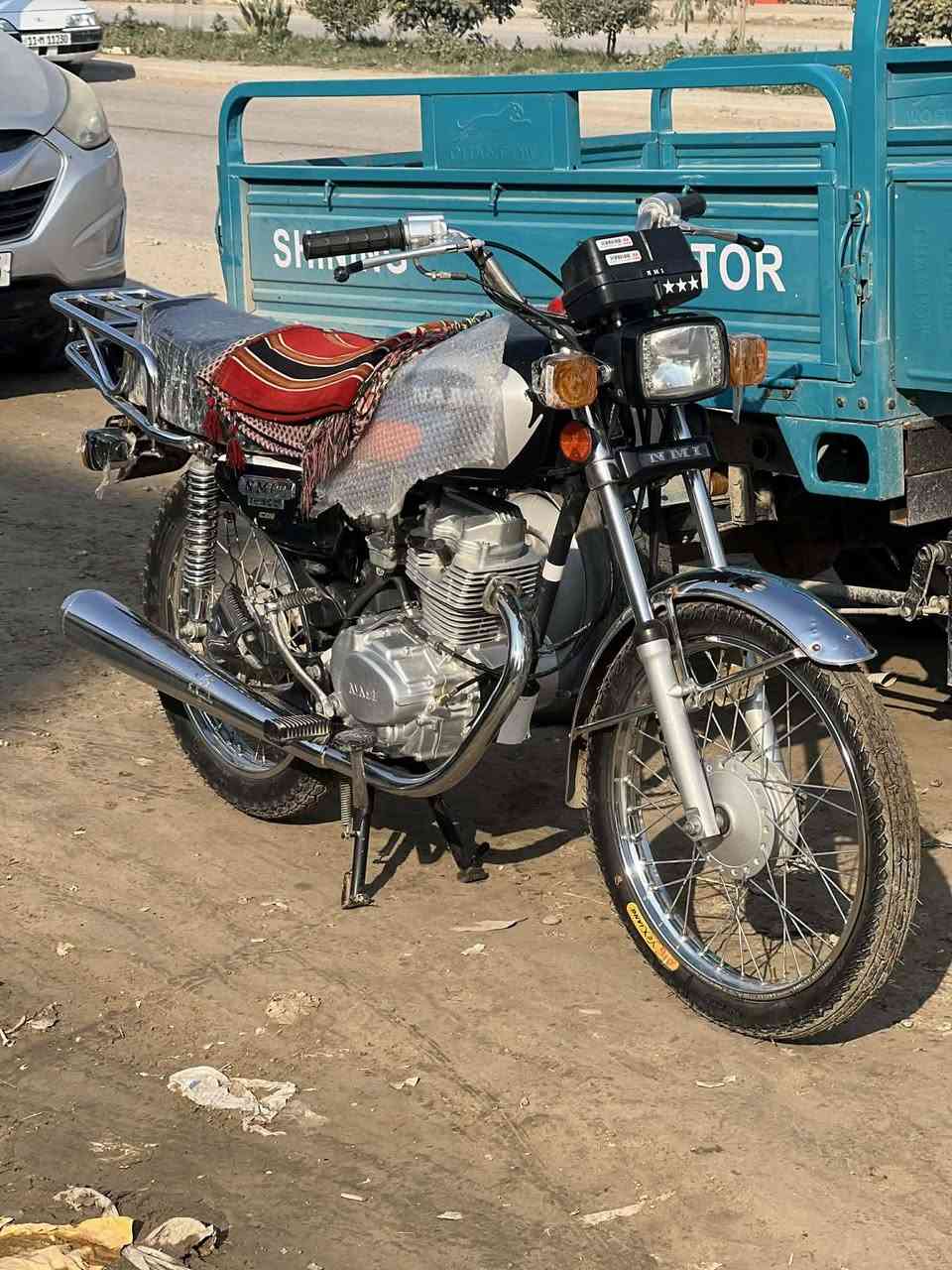 سلام عليكم نامه شلامجه اصلي بلاد موديل 23 طالعه بل 24  محرك مامفتوح  سعره واحد 300بيه مجال مو شراي لايكسر بل سعر مكاني بابل السده هنديه رقمي ***********
