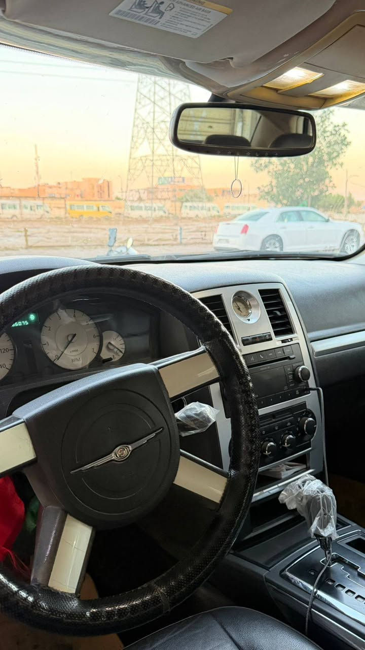 السلام عليكم أوباما موديل ٩ كفاله سليمانيه للبيع فقط تحويل مباشر السياره موجوده بالكوت واني مكلف بالنشر اتصل على صاحب الرقم 
***********.  السعر ١٢٩
