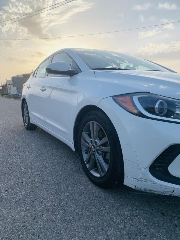 النترا 2017 امريكي
محرك 2000

مواصفات نص 

شاشه تاب اصليه 

كامره خلفيه 

تحكم استيرن جهتين 

كروس مثبت سرعه 

 3انظمه القياده  سبورت  او عادي  او  ECO   تقليل صرف الوقود 

محرك كير تبريد خير من الله 

السياره ليبل واحد بدون اي تبديل ولا. معجون فقط صبغ 

السونار مرفق. ويه الصور

ماشيه 85  ميل

مكان السياره ديالى العنبكيه ناحية السلام

السعر 120 وبيها مجال
***********
