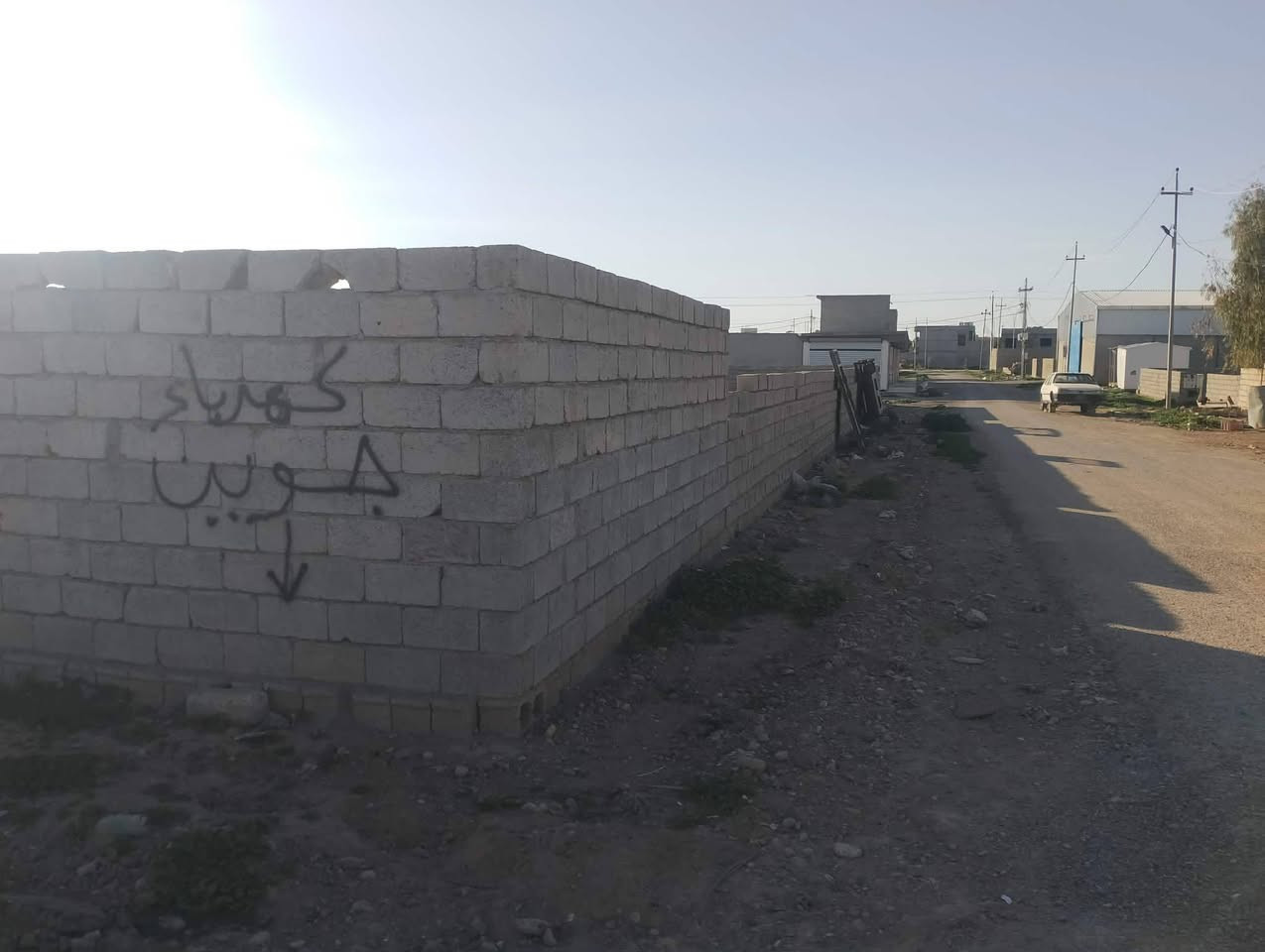السلام عليكم قطعه ارض للبيع 500 متر مسيجه الموقع سايدين علوه الحلال مقابيل ساحت الحديدالستكراب اتصل ***********

