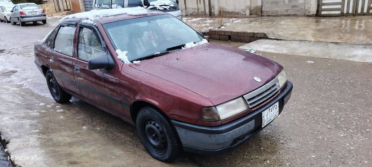 السلام عليكم
اوبل فكتره للبيع 
موديل 91
حجم 20
كير محرك شرط
سنويه عضمي شرط تحويل 
سياره جاهزه حلوه مال بيت
السعر 42 بي مجال 
***********
