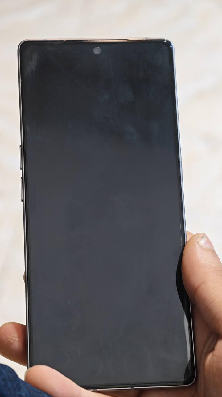 سلام عليكم
انفنكس نوت 50 برو بلص 
جهاز ذاكره 256 وكاميرا 100X نضافه 100%
يشغل ببجي 120 فريم 
مستخدم أسبوعين فقط كامل ملحقاته مع السماعات والشاحن الخارجي
سعره 450  ألف 
عنوان بغداد شعب


**إذا كنت صاحب هذا الإعلان وتريد حذفه لأي سبب، رجاءا أرسل رسالة إلى الدعم الفني**