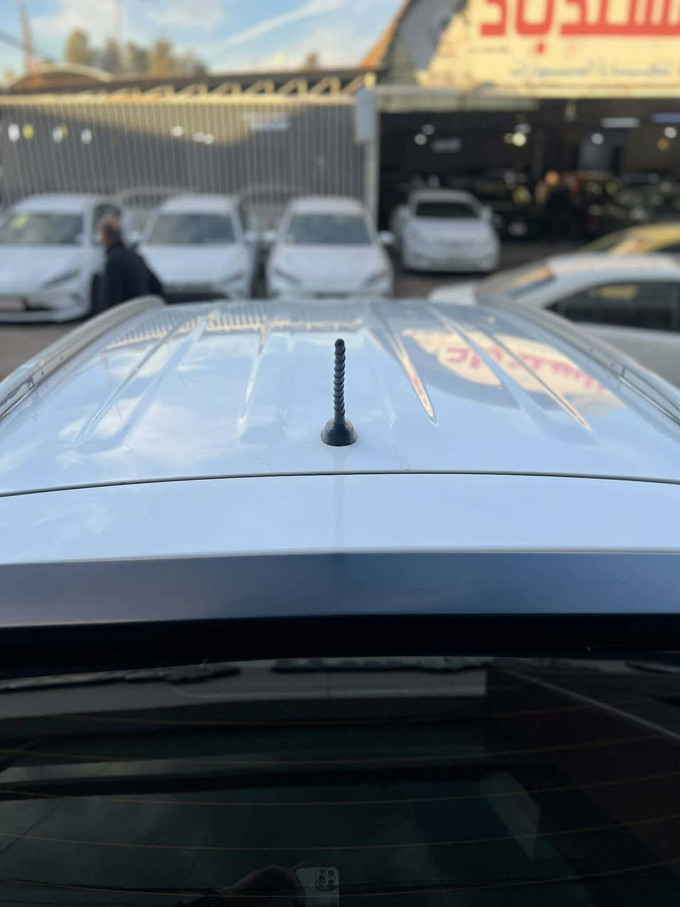 كيا سبورتج خليجي
موديل 2014
مكفولة من صبغ ولاضرر
كير محرك بشرط 
ماشيه 190 
هزة وسنوية منتهيه شرط تحويل 
مواصفات 
محرك 2000 
كير توماتيك +عادي 
شاشة +كامره 
تحكمات ستيرن 
بلوتوث 
جامات كهرب 
داخل اسود 
5ويل كب 
وباقي مواصفات معروفة 
السيارة جاهزه من كل نواحي 
السعر ب155 وبيه مجال 
للاستفسار اتصل على رقم ***********
