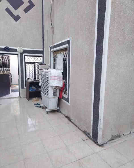 بيت للبيع بمساحة 185 متر طابق ونص سند 25 اقرار  محكمه بناء طابوك يحتوي على 3 غرف نوم واستقبال وهول وصالة ومطبخ وصحيات العنوان كربلاء قرب مستشفى العباس الاهلي مع توفر كافة الخدمات السعر 235 قابل للتفاوض للاستفسار ***********
