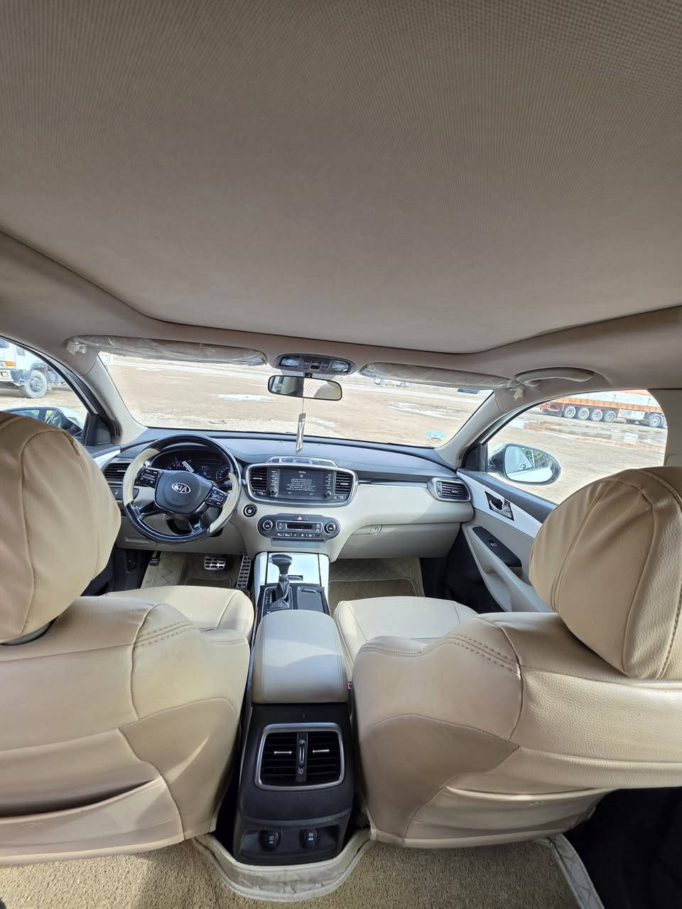 السلام عليكم
سورنتو 2020 خليجي رقم السيارة بغداد
مكفولة ما عدا باب السايق بيي ضربه
1 بانوراما
2 بصمه تشغيل وأبواب
3 حساسات اماميه خلفية
4 شاحن واير لس
5 كراسي كهرباء
6 تبريد 3 قطع
7 كروز سرعة
8 سبعه راكب
9 ترحيب عند الاقتراب
10 محرك 6 سلندر
11 يدات نيكل
12 جنطه كهربائية ذكيه
13 مري شفط اشاير بالمري
14 بردات بلادية
15 شاشه كبيرة أصلية بيها نظام أبل كار بلي
16 ماشية 76 ألف
ملاحظة/ ما يشتري لايعلق السوك كلشي بي
السعر 262 وبيها مجال بسيط
العنوان/ كوت مركز المدينة 
رقم الهاتف / ‏‪***********‬‏
