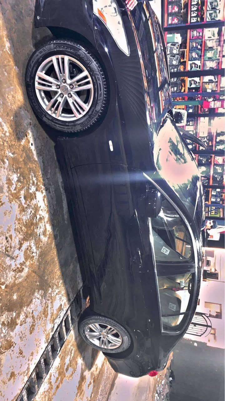 سلام عليكم سياره انفنتي البيع موديل 2013 
رقم اربيل فول موصفات 
فتحه شاشه تحكم ستيرن 
تخم تاير جديد كامره دوره 
يعني موصفات النفنتي معروف 
بيه دونز قليل 
السعر 85$
وبيه مجال 
الحادث مالته جاملغ الخلفي جة الصدر 
امه باقي السياره حلووو ***********
