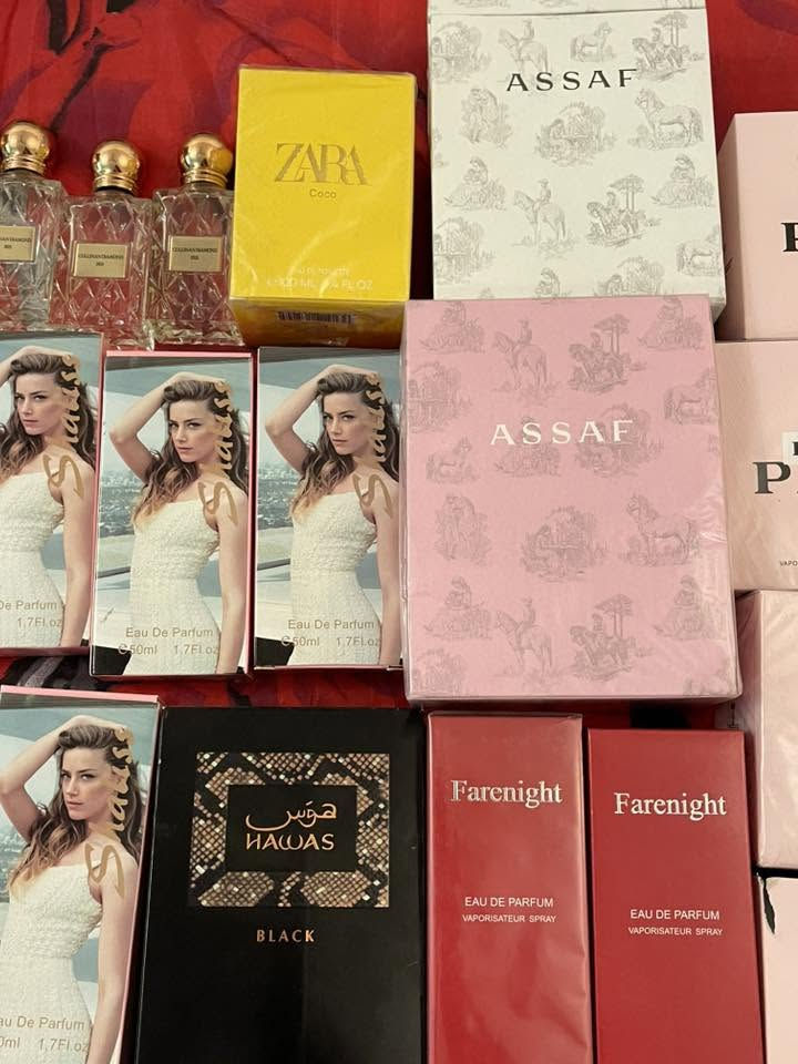 حياكم الله شلعه عطور غير مستخدم ابد مزاد اعلى سعر وبلعافيه علي


**إذا كنت صاحب هذا الإعلان وتريد حذفه لأي سبب، رجاءا أرسل رسالة إلى الدعم الفني**