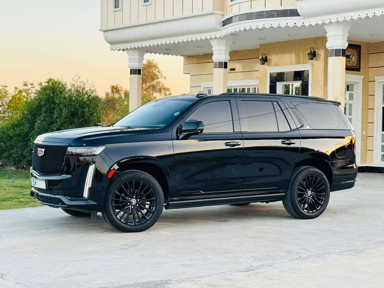 السلام عليكم
كاديلاك اسكاليد للبيع  خليجيه 2021 
اسبرسو معروف مواصفات 
سياره بسمي رقم جديد 
مغلفه PPFبل كامل 
مواصفات سياره 
.جكات 
.فور ويل 
.ابواب شفط 
.نقطة عمياء  
داخل افوايت 
.صندوق شفط 
.شاشه كبيرة 
.كامرة 4k
.دمام صندوق
.تشغيل عن بعد 
36 سماعة AKG
.كاميرات 6
.داتا شو 
.بانوراما 
.جنطة ذكية 
.رادار جانبي و امامي 
.رادار تحديد مسار
.كشن Vib منفصل 
.مري شفط 
.ويل 22
.ذاكر ميموري خزن 
.مسنات جلد 
.إنارة محيطية 
.لدات 
.اشاير ترحيب
.حزام ذكي 
.كاميرا وسطية 
.ثلاجة 
السياره ماشيه52
مكان بغداد 
للاستفسار (***********)
