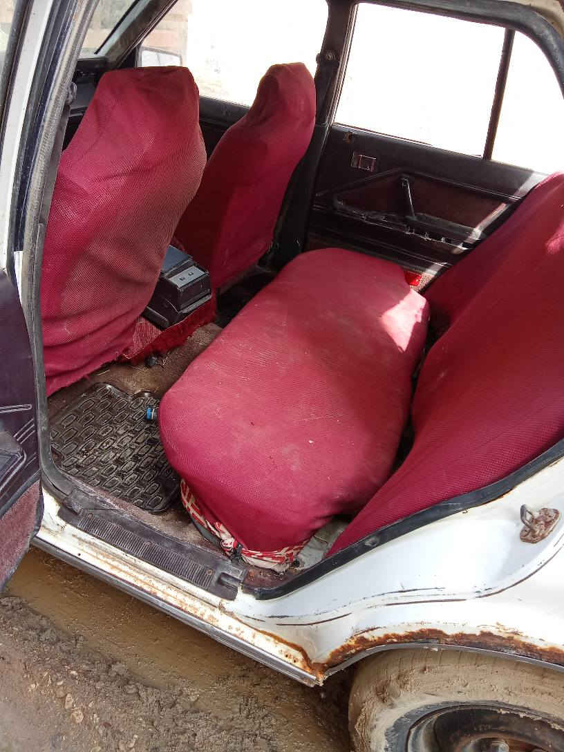 سلام عليكم للبيع سوبر85 كير ومكينه2/500نضاف كير بس لبك مايجي بيه ولباقي شوف العين حداديه نضيفه تخم تاير  كهربائيات كامله سلف دينمو جديد مكان سوك الشيوخ سياره ماندل راعيها ابيعه هل موجود كوم حديد سعر14وبي مجال لشراي ***********
