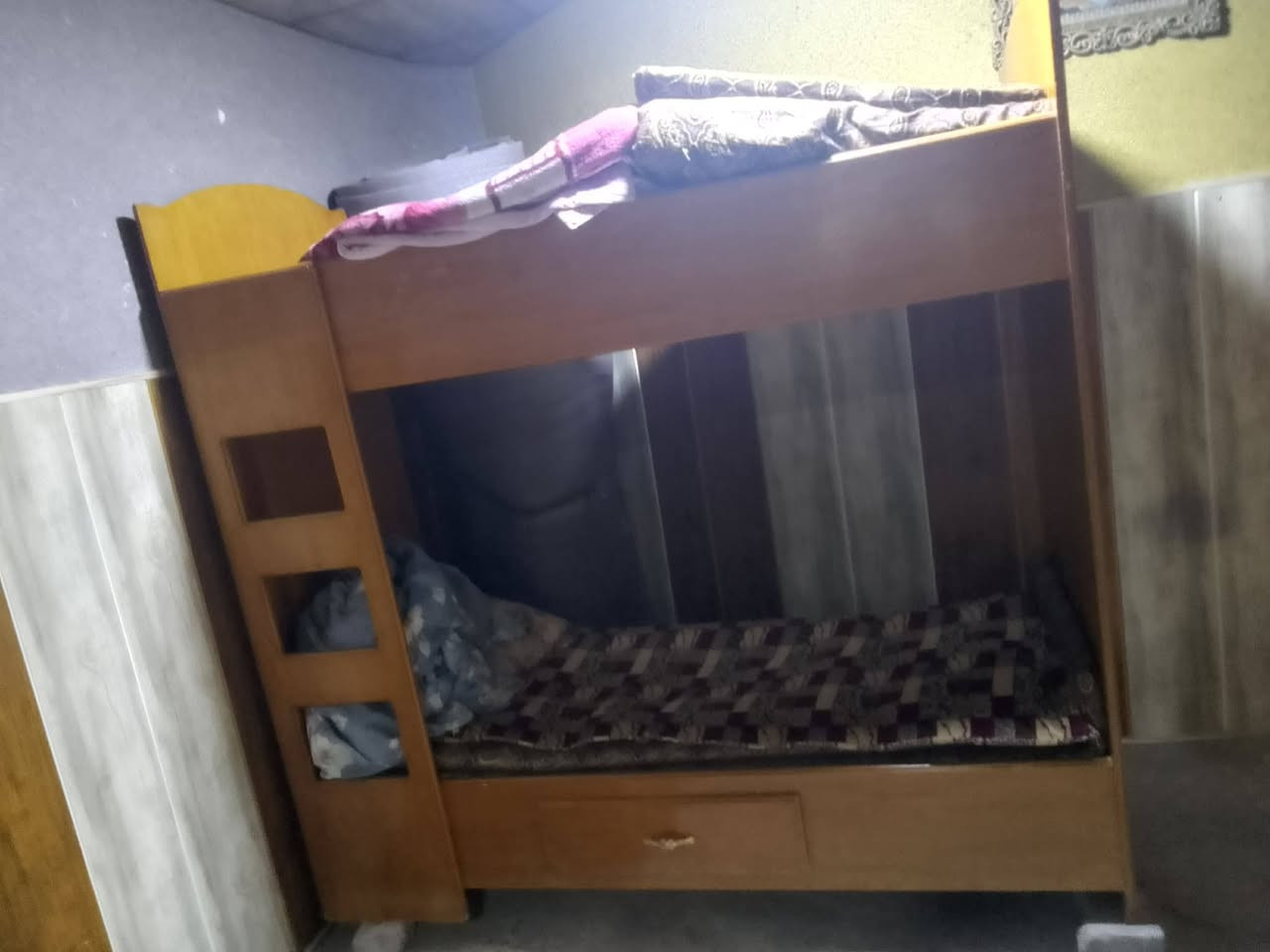 سرير طابقين شرط النظافة اخو الجديد ٧٥ شراي دزلي صوره عالخاص


**إذا كنت صاحب هذا الإعلان وتريد حذفه لأي سبب، رجاءا أرسل رسالة إلى الدعم الفني**