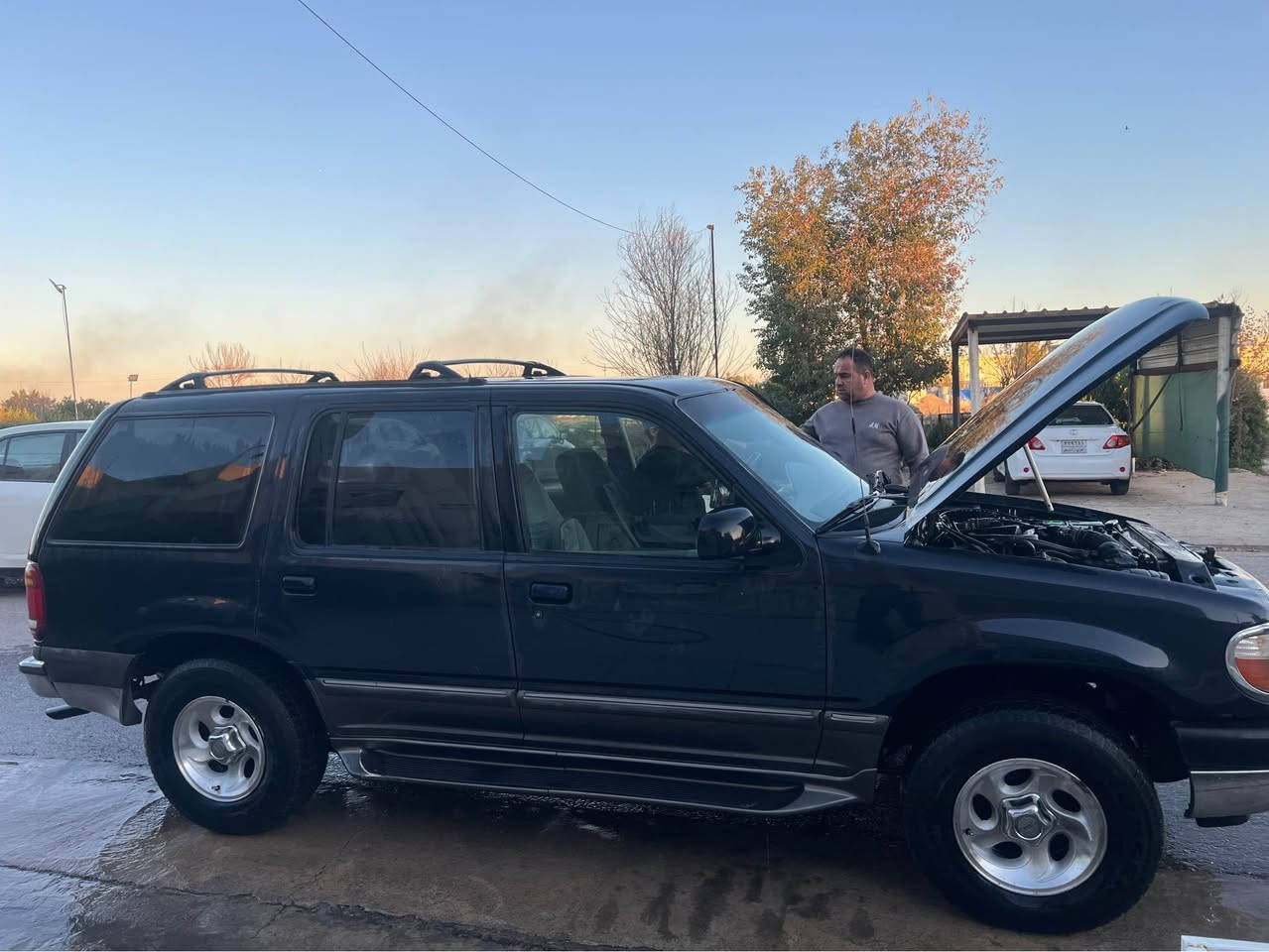 فۆرد مۆدیل ٢٠٠٠٠   سەیارەکە یەک دەستە بە سفری لەکن ماوەتەوە أربيل, العراق


**إذا كنت صاحب هذا الإعلان وتريد حذفه لأي سبب، رجاءا أرسل رسالة إلى الدعم الفني**