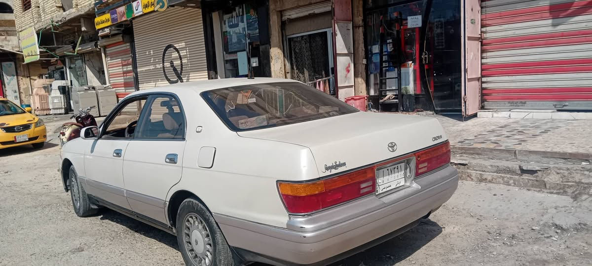 السلام عليكم بطة فصل موديل ٩٤ رقم ديالى السيارة معمرة ومتعوب عليه مكاني بغداد السعر ٥٥ موبايل ***********
