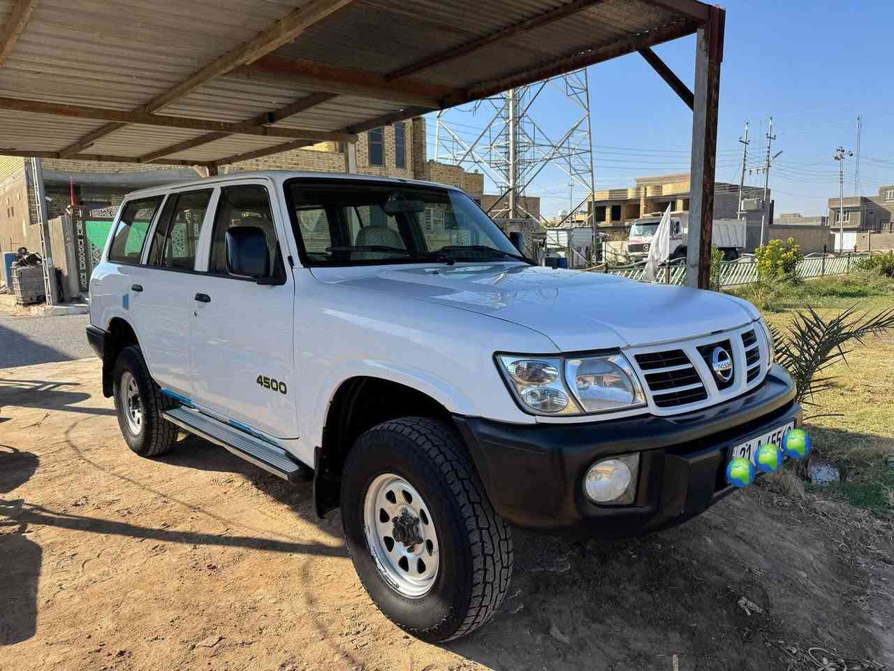 السلام عليكم بترول للبيع موديل 2001 مكفوله وجاهزة مكينه ما مفتوحه على وضع الشركه السعر 120 مكان السيارة ميسان للأستفسار ***********
