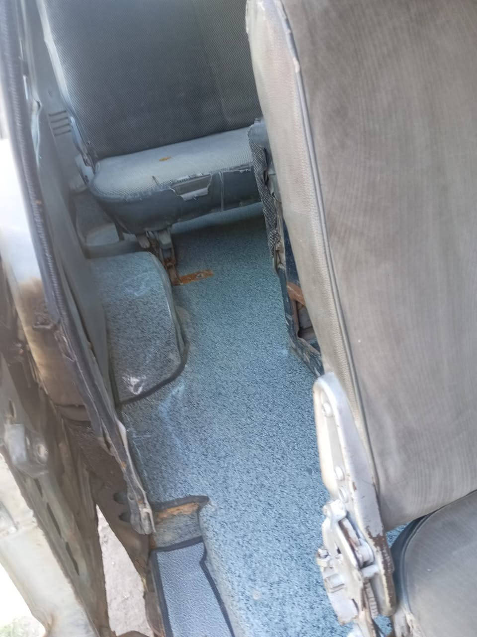 اسلام عليكم للبيع كيه بسته موديل 93 رقم بابل مطلوبه 175هيه مرور ما عليها كير ومكينه وكسن كفاله حداديه جديد السياره بس رقم راعيها راح مني السعر 22 وبيها مجال رقم الهاتف ***********
