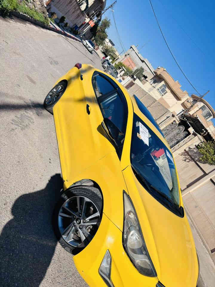 سلام عليكم 
للبيع هونداي افانتي 2013 شكل 16 فول مواصفات للاخير 
المواصفات
1بصمه بلادي 
2 فتحه سقف 
3مري شفط
4 كشنات تدفئه امامي خلفي 
5 شاشه وكامره
6 كشن كهرباء
7 مثبت سرعه وتحكمات ستيرن
8 نضام ايكو
9. ويل كب لمتد 
سياره محرك 1600 GDi مايدك دوانز عليها ادامه كامله بلكات مجاول فيت بم فلاتر غرف حتراق  نوزلات سياره ماتصرف عليها ربع محرك وكير شرط سياره بدون ضرر لكن طاير عليها البوند وبيها معجون مل تكسي سياره رقم بغداد باسمي كوبون بانزين بيها مكان السياره موصل رقمي للاستفسار ***********  
وعليها زينه مري باتمان ويدات سود السعر (110) وبي مجال بيها ضربه خفيفه بل دعاميه الوره ومصلحه موضح بل صورهً وسلامتكم
