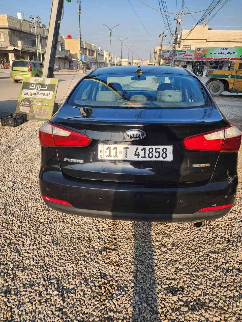 السلام عليكم فورتي للبيع  ٢٠١٥ بأسمي رقم بغداد انكليزي هزه وسنويه جديده  امريكي حادث جاملغات خلفيه صبغ وباب الخلفي الأيسر بجم سليم بدون حادث وبدون ارباك سياره جاهزه حداديه جديده امامي وخلفي حته دسكات مبدل ودبلات مبدل  تخم تاير وباتري كله جديد تبريد ثلج بالصيف مواصفات نص فول سياره جاهزه بدون نقص السعر ١٠٧ وبيها مجال للشراي للإستفسار ***********/ *********** مكان السياره كربلاء حي الاسره
