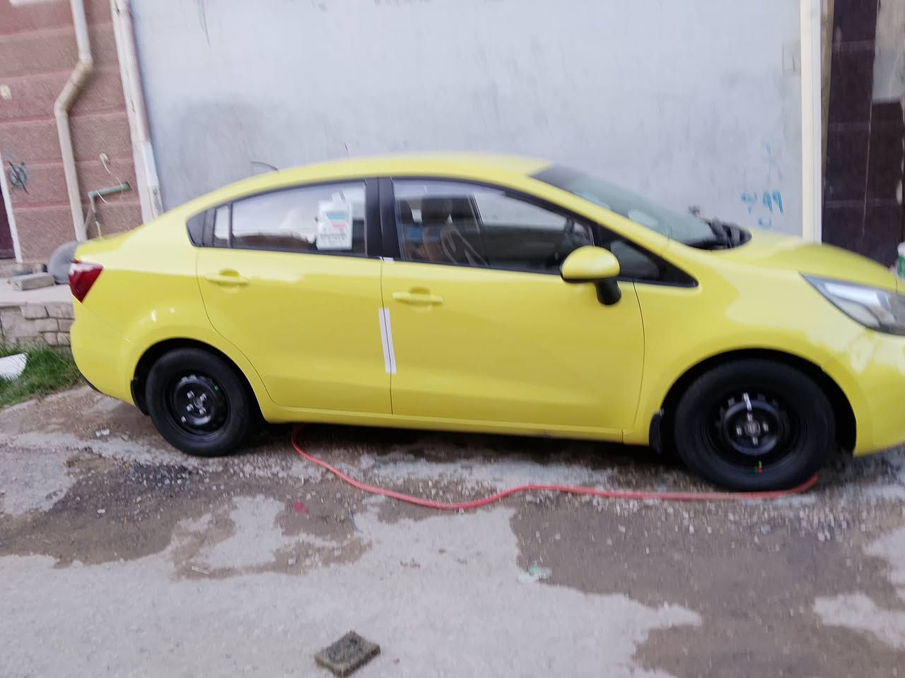 سياره كيه ريو موديل 2015 رقم بغداد مكفوله كفاله عامه مكينه 1600 وارد خليجي سعرهه 88 وبيها مجال مكاني كربلاء للتواصل ***********
