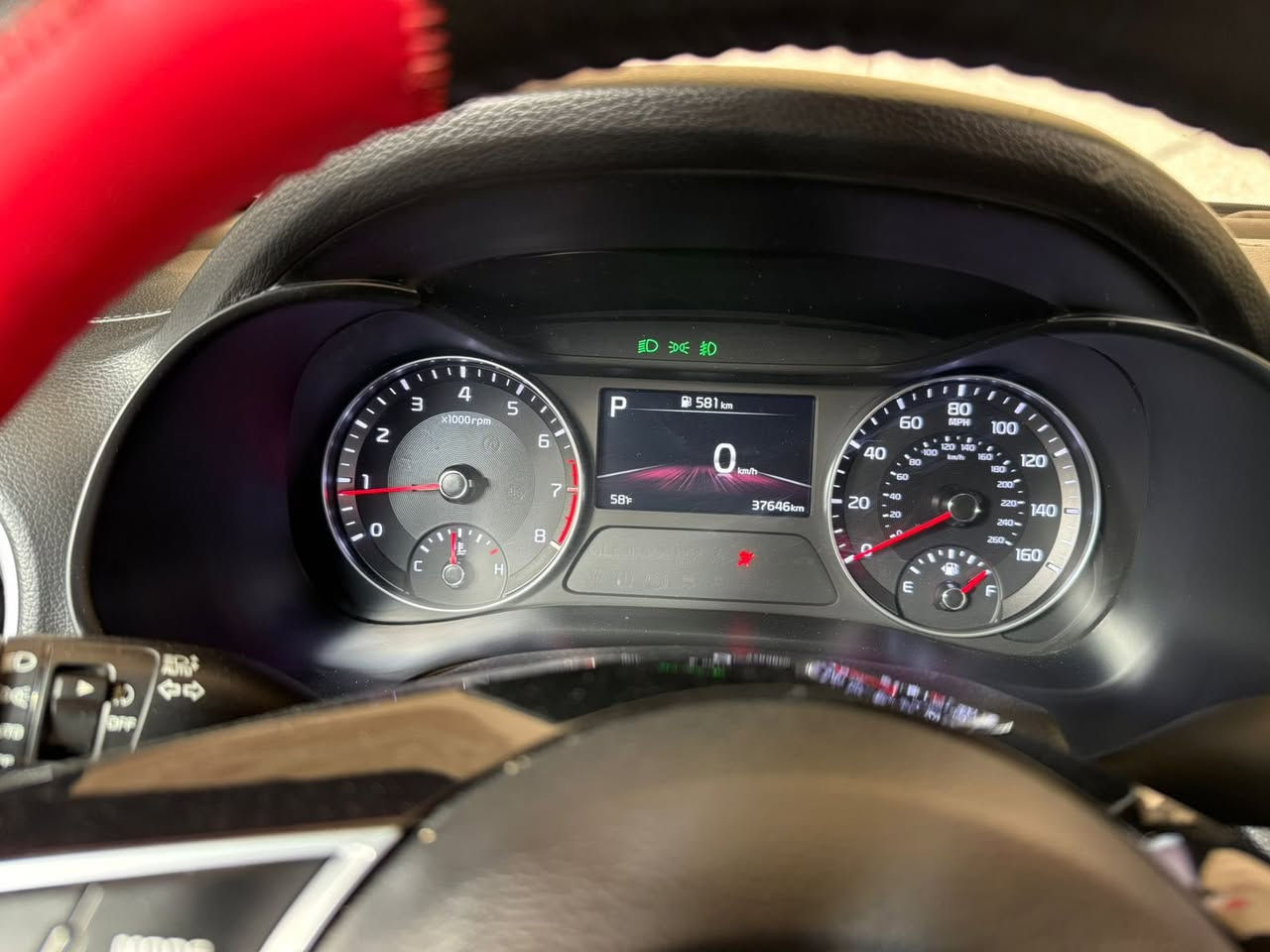 كيا فورتي 24 جيتي لاين فول عدا الفتحة حادثها باب مبدل اصلي بدون دواخل وبدون ارباك السعر 150 
***********
