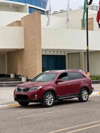 للبيع سورنتو 2014 7 راكب ماشيه 127 الضرر بسيط رقم بغداد مشروع وطني الر...