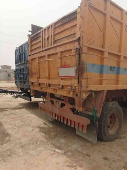 مقطوره للبيع طول سبعه ونص ارتفاع مترين صينيه 110 مكان الديوانية للاستفسار ***********
***********
