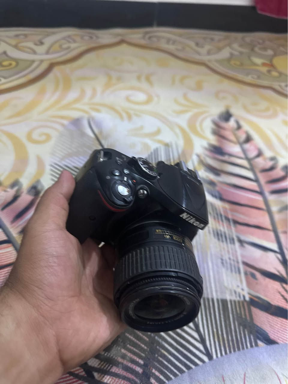 كاميرا نيكون D5200 
نظافة 95%
ملحقاتها العدسة الاصلية شاحنة بطارية احزام كتف جنطة جديدة گرب 
مكاني الناصرية سوق الشيوخ 
السعر 325 الف سوق الشيوخ, ذي قار


**إذا كنت صاحب هذا الإعلان وتريد حذفه لأي سبب، رجاءا أرسل رسالة إلى الدعم الفني**