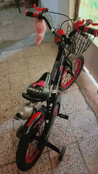 بآيسكل حجم 16 للبيع كامل مكمل.. نظيف السعر 60... رقمي واتساب 077006815...