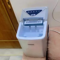 صانعة ثلج • شغالة • توصيل