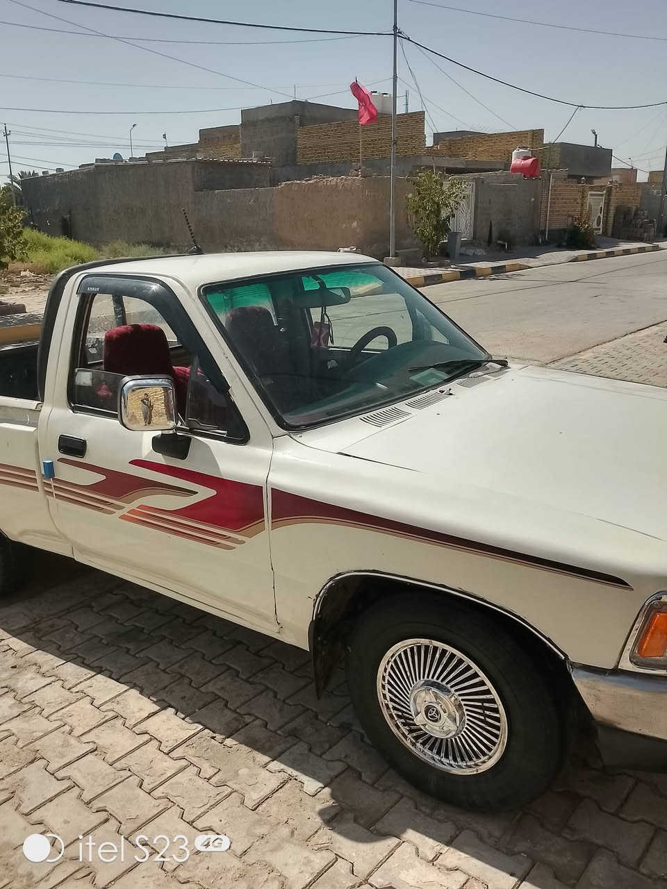 السلام عليكم سياره للبيع
السلام عليكم سياره للبيع نضيفه معمره جديد مكينه وكير وحداديه جدد تخم تاير كهربائيات دوشمه جديد سياره خير من الله مابيها كل نقص تحويل مباشر بأسمي مكان السياره واسط السعر 38 وبيها مجال سياره جاهزه 4 چنگال 
رقم الهاتف 
***********

