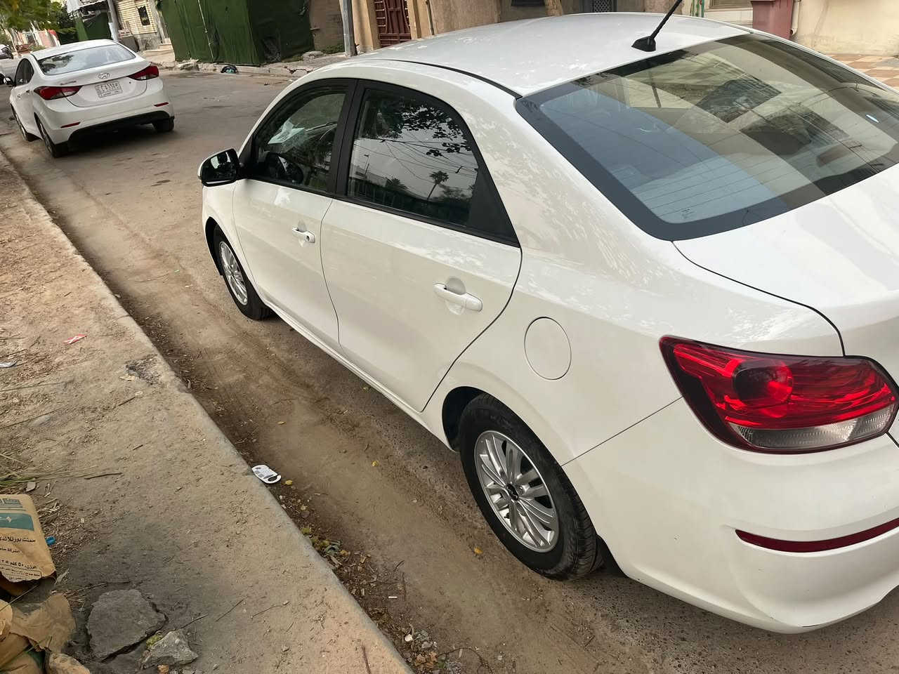 السلام عليك للبيع كيا بيكاس موديل 24رقم بغداد بسمي تحويل ثاني يوم ماشيه 50الف السياره بيها ملاحضات بسيطه السعر 110 ستفسار ***********
