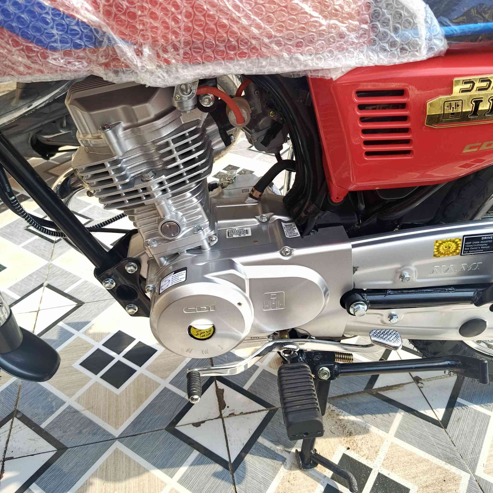 دراجه نامه شلامجه جديد وكاله كفاله وراق سبعه سحب ملوين بيه مجال صاله 20يوم دهن شركه سعر ملون بيه مجال ***********
