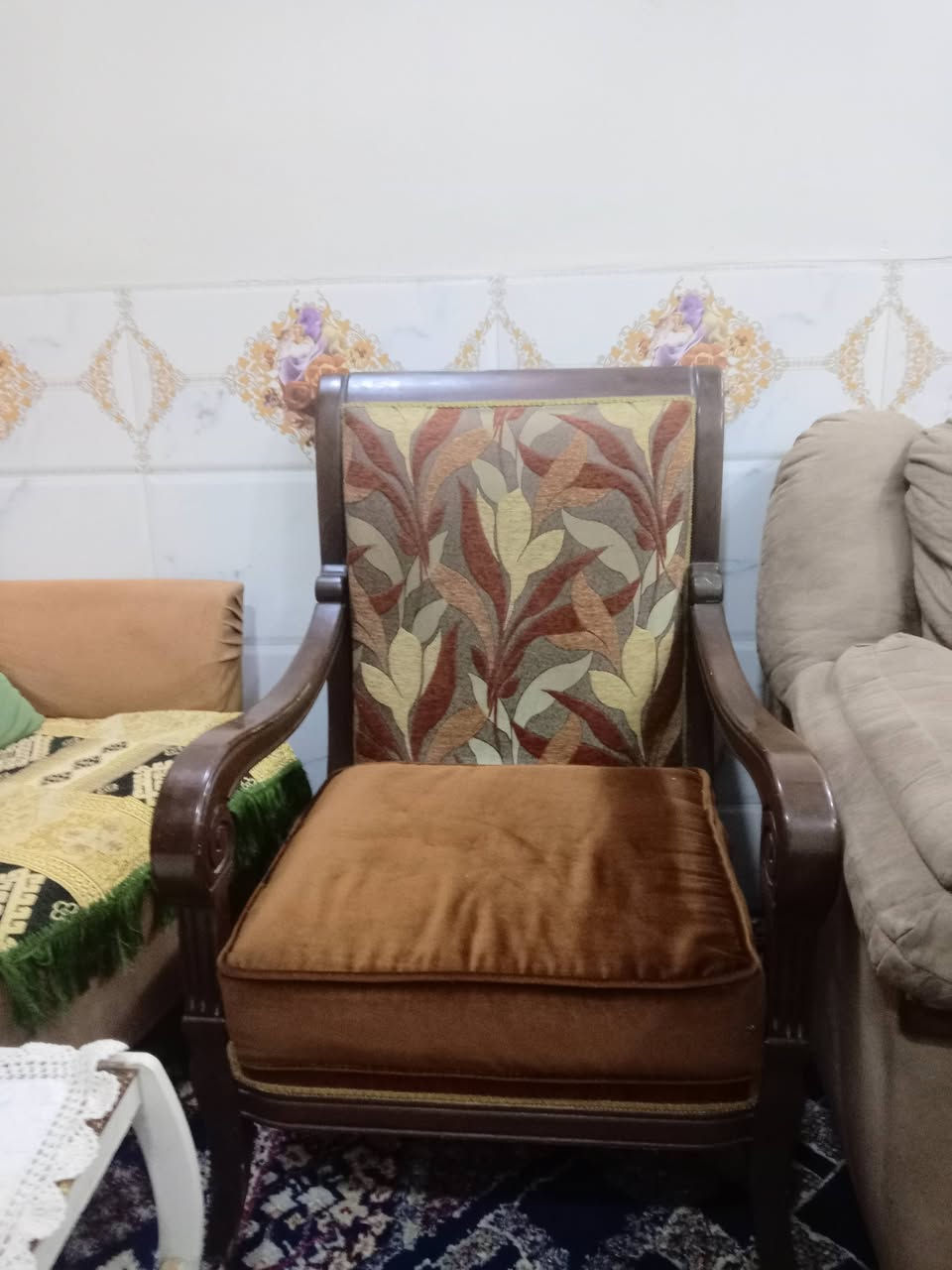 السلام عليكم
نص تخم  قنفات للبيع مكاني المنصور حي دراغ
للتواصل واتساب ***********
