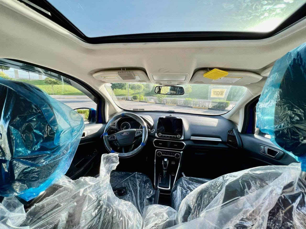 فورد ايكوسبورت موديل2021
بصمة 
فتحة 
كشن هيتر 
مواصفات SE
دفع رباعي 4WD 
تدفئة تبريد فول 
سيارة كل عيب مابيها
حتى حادثة كلش خفيفة بس مسطرة البنيد فقط صبغ
سيارة ماشاء الله رزانه ومواصفاته كلش حلوة 
للبيع فقط 
شرط التحويل
رقم سليمانية سنوية لحد 2028 
سعر 120 وبيها مجال
***********
رقم اتصال و واتساب موجود خناقين, ديالى
