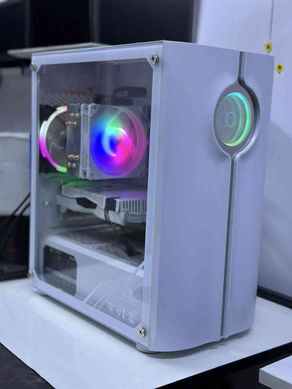 تحية طيبة شبابنا وحبايبنا
تجميعة جديدة كارت مستخدم و كيس مستخدم فقط كل القطع جديد مع ضمان ٦ اشهر 
R5 5500 جديد 
RAM  16 3200 جديد
RTX2060 SUPER 8GB مستخدم 
B450 PLUS جديد
SSD256-HDD500 جدد
CPU COOLER RGB MASS جديد
P.S550W+80PLUS جديد
السعر ٦٥٠ الف مع التوصيل 
عنوان المكتب كوت-المشروع-شارع الحاسبات-مكتب mega
***********
