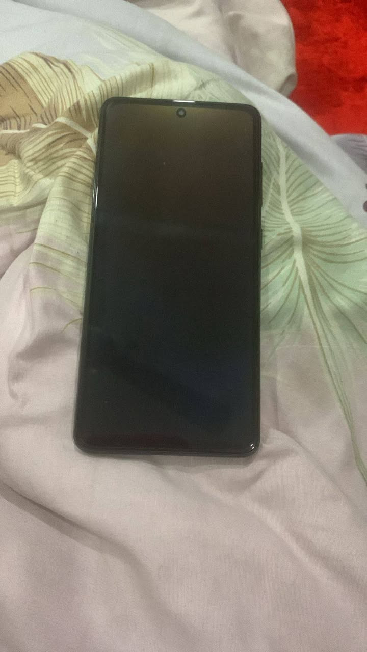 سلام عليكم ورحمة الله وبركاته جهاز  للبيع a51 جهاز نضيف كلش ذاكره 128 جهاز ممفتوح السعر مراسله واتساب ***********
