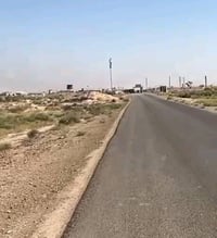 عندي كاع ٤٠ دونم طابو ملك صرف قرب معامل النهروان سعر دونم ٢٠ وبيه مجال...